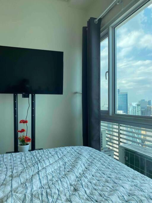 Makati Penthouse With Stunning City Skyline View Manila Luaran gambar