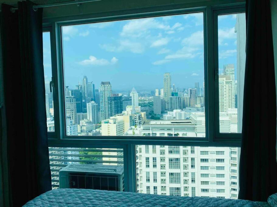 Makati Penthouse With Stunning City Skyline View Manila Luaran gambar