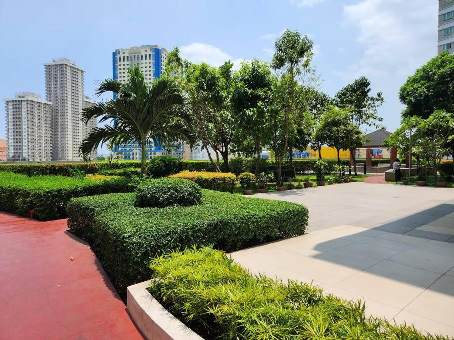 Makati Penthouse With Stunning City Skyline View Manila Luaran gambar